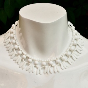 Art Deco Style White Milk Glass Drop Fringe Necklace circa 1950s